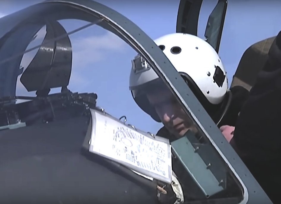 Essa imagem tem um atributo alt vazio; o nome do arquivo é 16.jpg